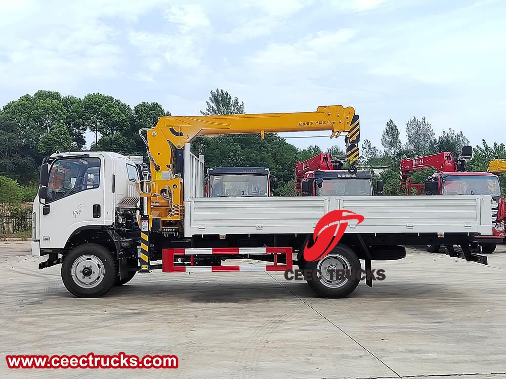 Isuzu telescopic straight boom crane Isuzu telescopic straight boom crane