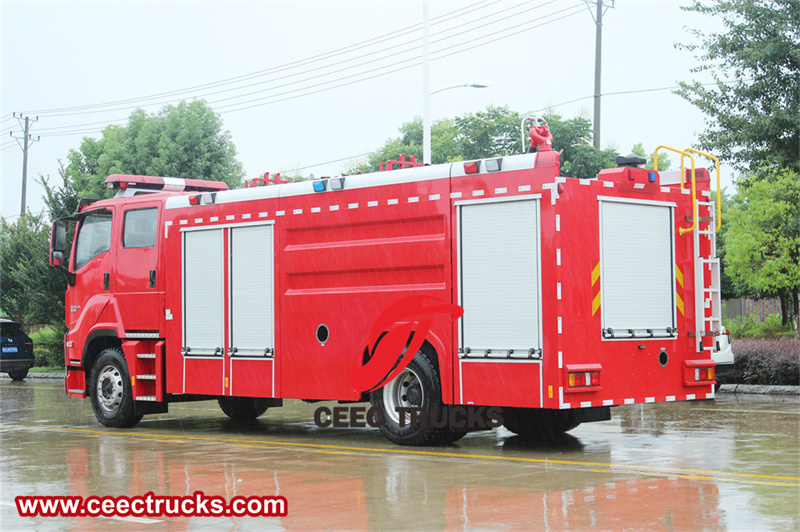 Isuzu GIGA 4WD water fire engine Isuzu GIGA 4WD water fire engine
