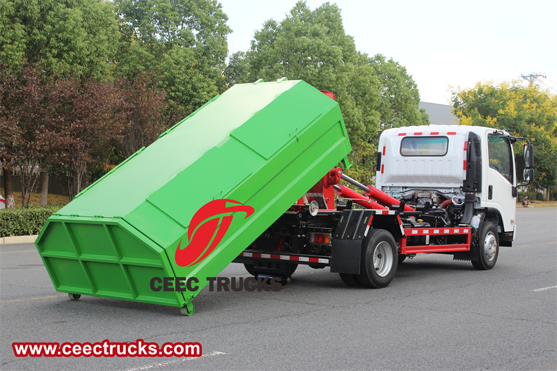 Isuzu ELF 700P 6ton hook loader box truck Isuzu ELF 700P 6ton hook loader box truck