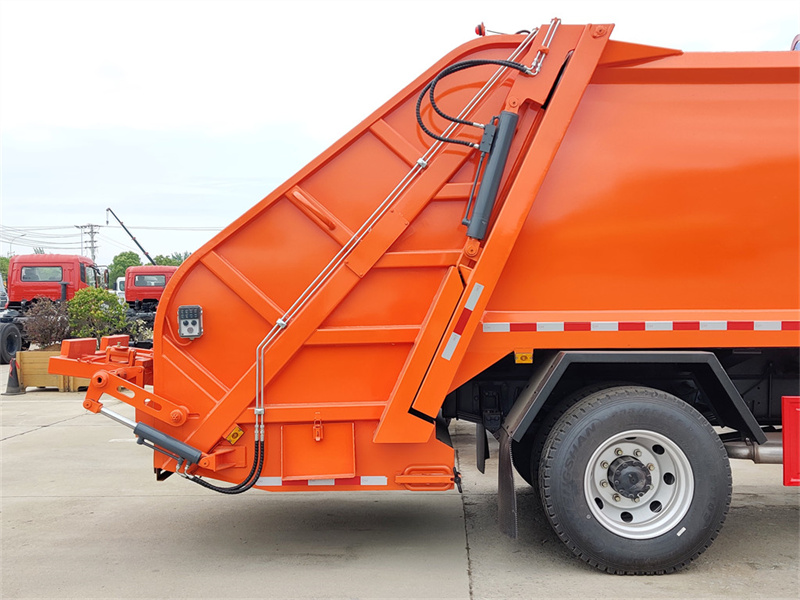 ISUZU FVR garbage compactor truck ISUZU FVR garbage compactor truck