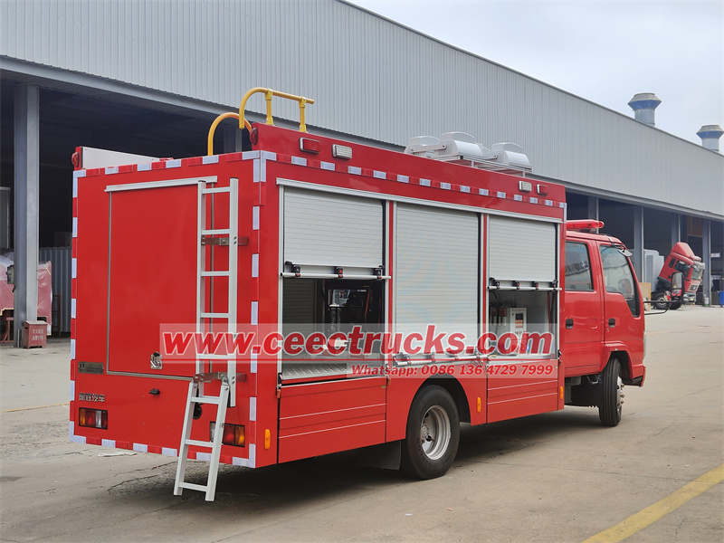 Isuzu light rescue fire engine