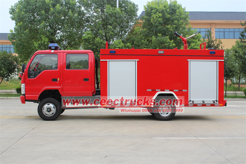 Isuzu fire fighting truck