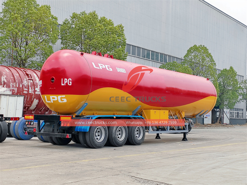 New 3-axle 39,000-liter fuel Storage Tank Trailer