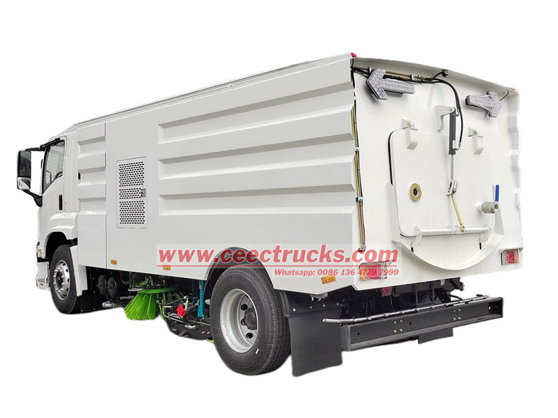 Dubai ISUZU GIGA 4X 10000L road sweeper high pressure jetting truck