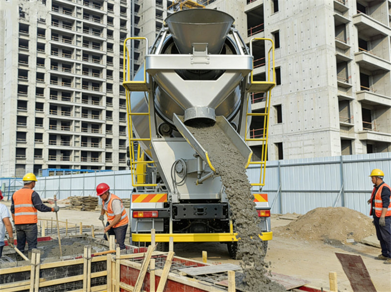 Howo mixer tanker truck