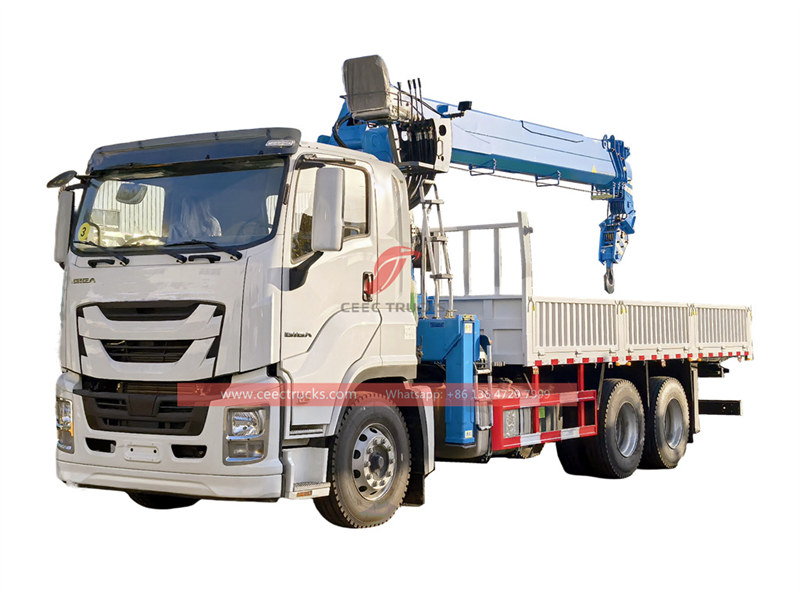 Isuzu GIGA cargo truck mounted 14 tons crane