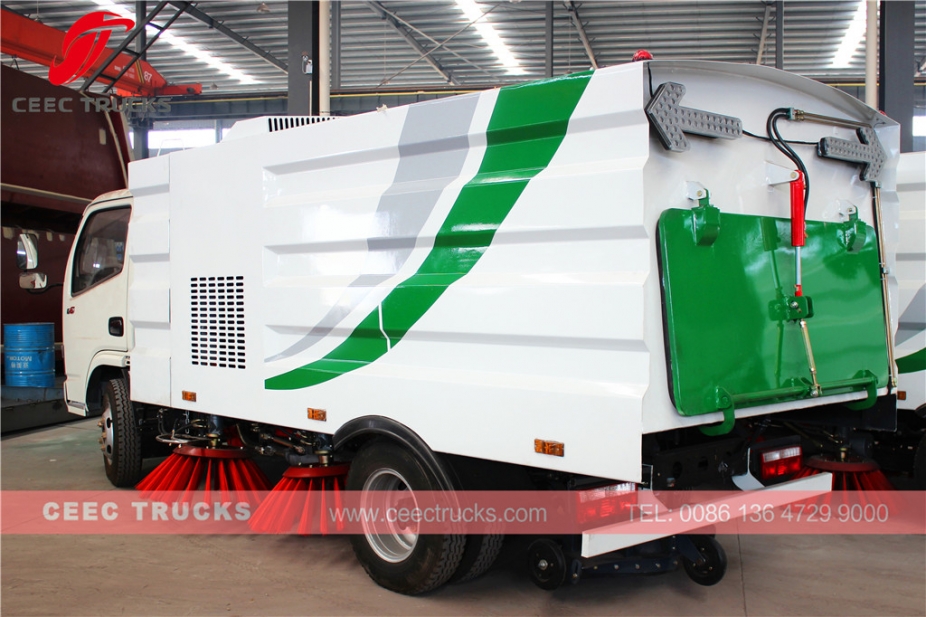 Dongfeng 4000L yol süpürme kamyonu