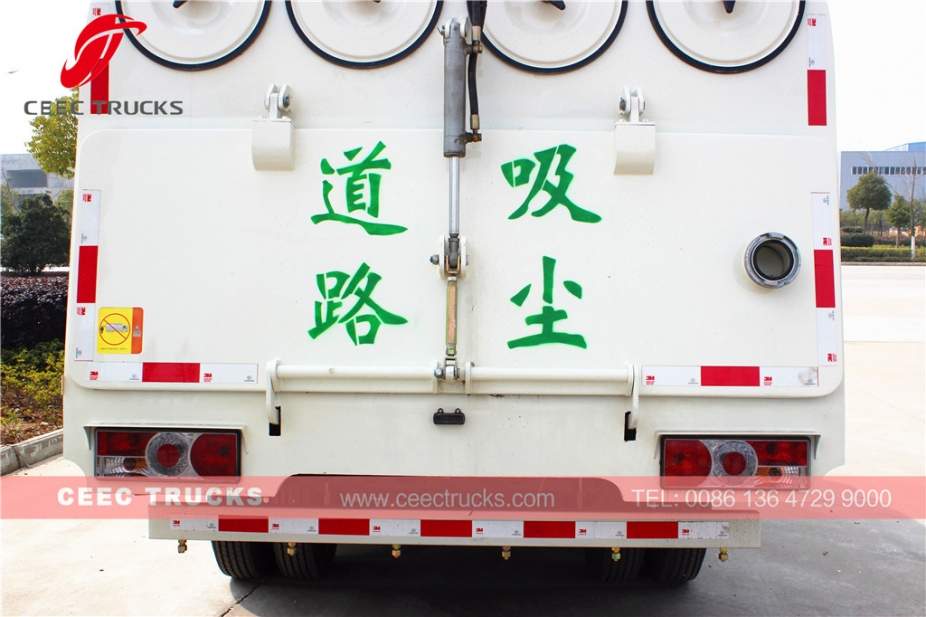 Dongfeng 5000L vakumlu yol süpürme kamyonu