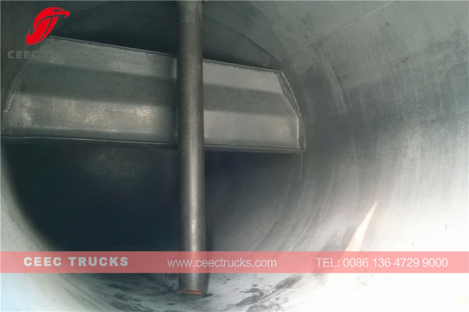 ISUZU 8.000L Fosseptik boşaltma kamyonu