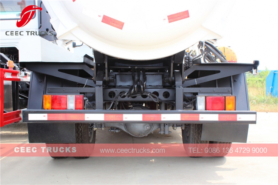 ISUZU 4.000L Mutfak çöpü tanker kamyonu