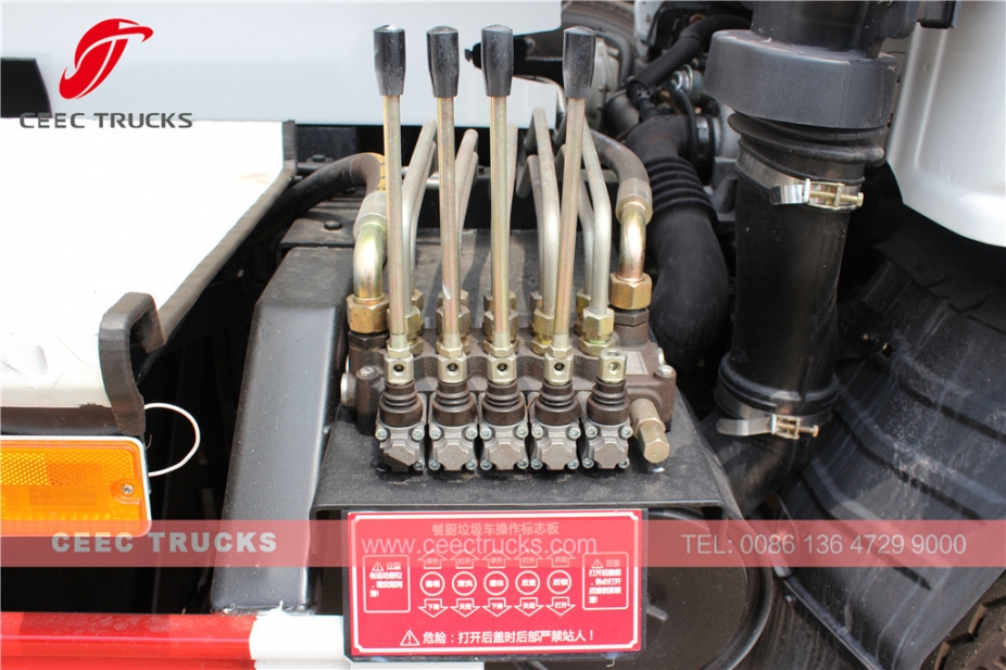 ISUZU 4.000L Mutfak çöpü tanker kamyonu