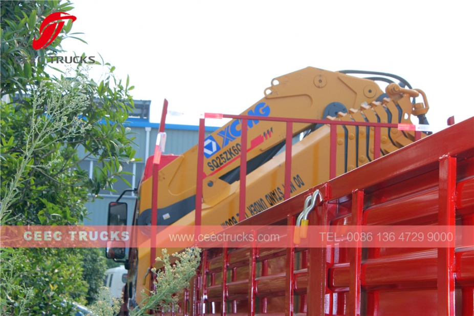 25 Ton mafsallı bomlu vinçli kamyon dongfeng