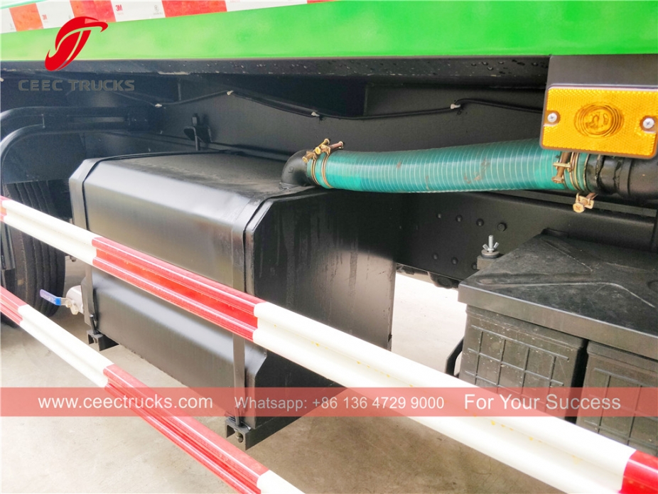 HOWO 8cbm Sağdan Direksiyonlu Kompaktör Kamyon