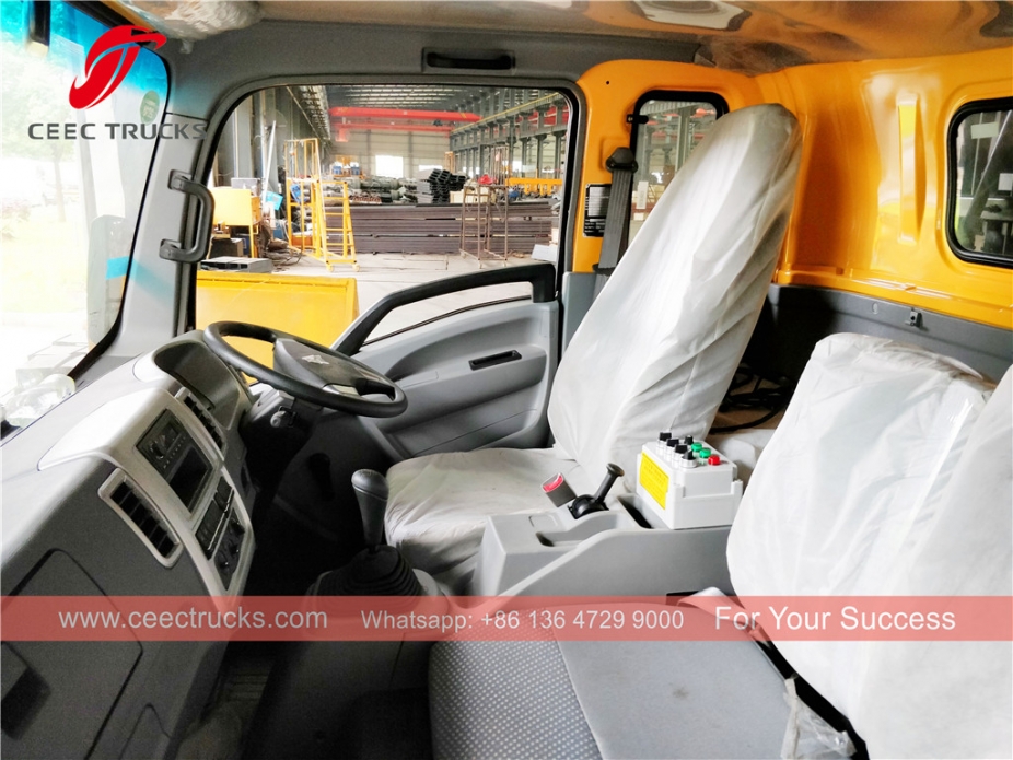 HOWO 8cbm Sağdan Direksiyonlu Kompaktör Kamyon