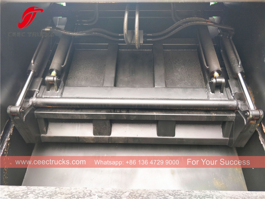 HOWO 8cbm Sağdan Direksiyonlu Kompaktör Kamyon