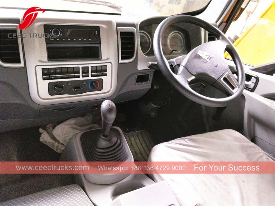 HOWO 8cbm Sağdan Direksiyonlu Kompaktör Kamyon