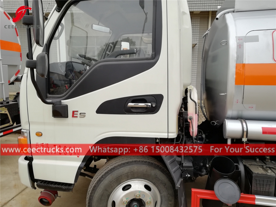 4.2CBM JAC Yakıt Tankeri