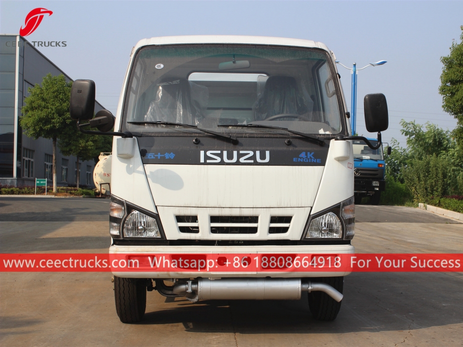ISUZU 5 Metreküp Yakıt Tankeri