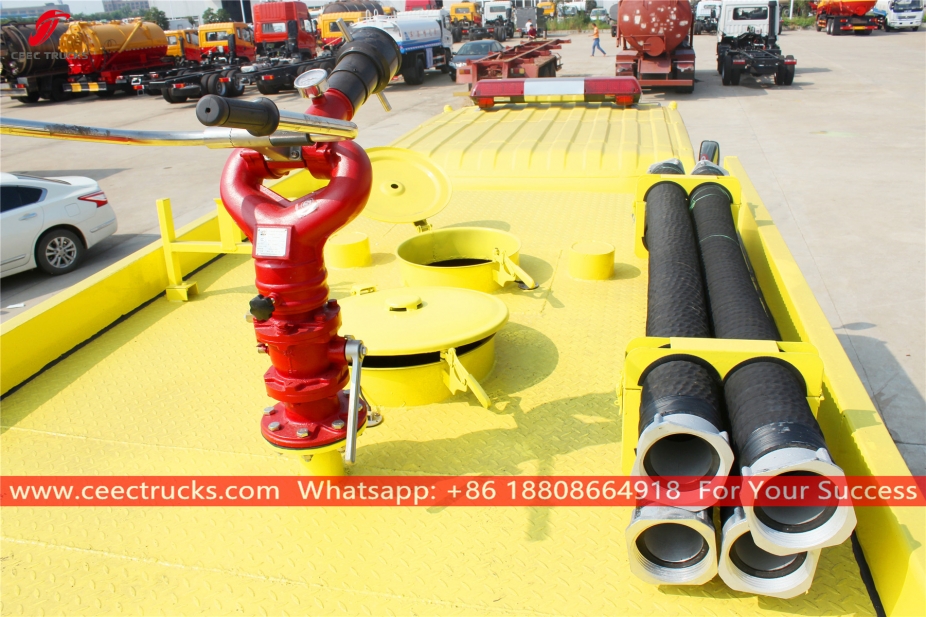 ISUZU 4+1 Metreküp Su-köpük İtfaiye Aracı