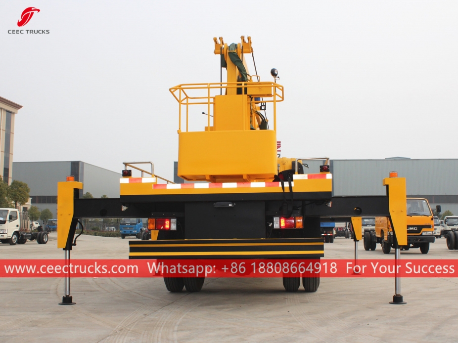 ISUZU 18m İnsan Kaldırma Kamyonu