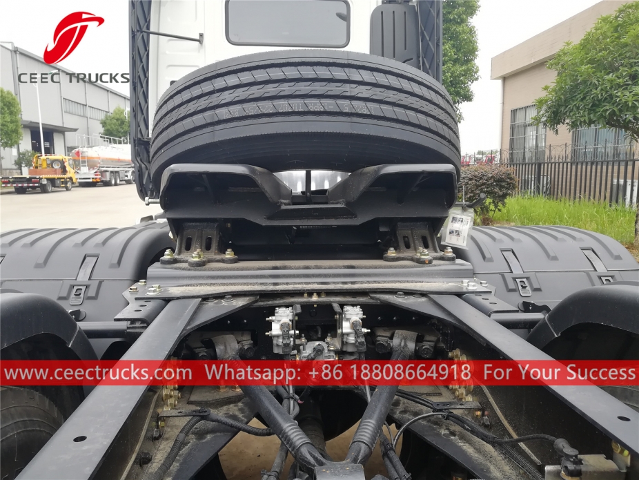 6x4 Traktör Başlıklı Kamyon Dongfeng