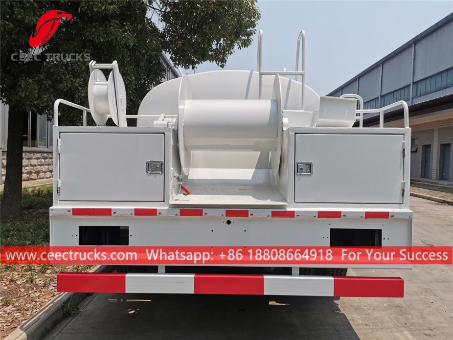 8 Metreküplük Yüksek Basınçlı Yıkama Kamyonu JAC