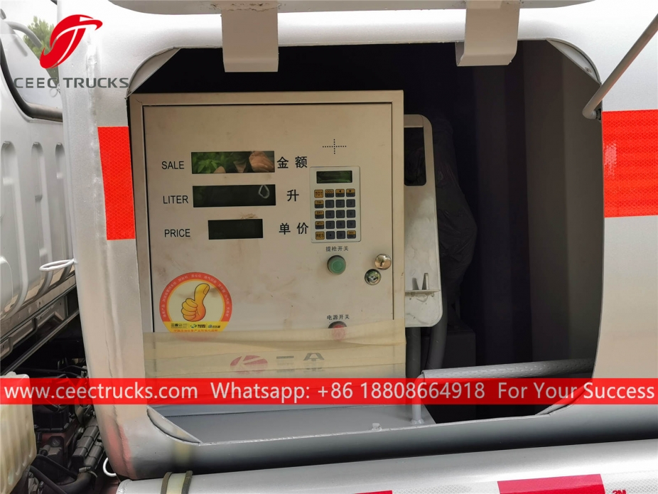 FOTON 8CBM Yakıt Tankeri Kamyonu