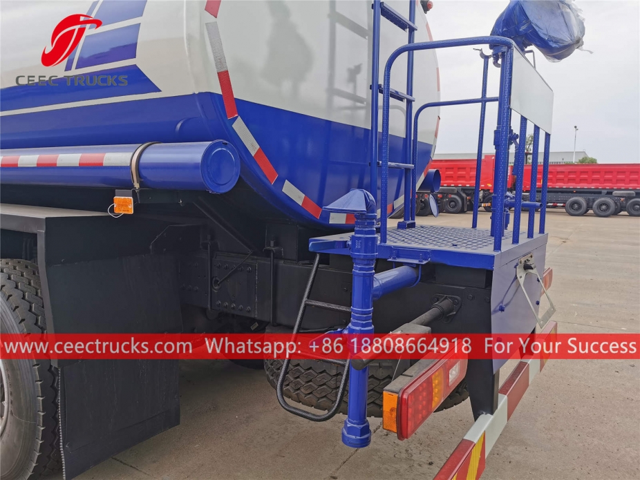 18CBM Sağ Direksiyonlu Su Tankeri Kamyonu DAYUN