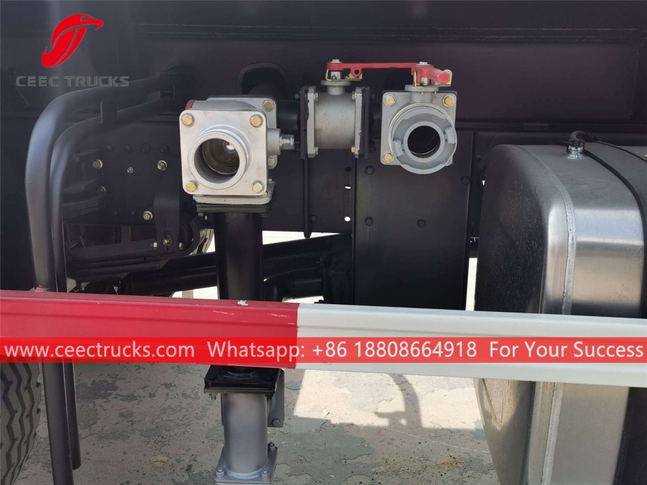 Shacman 8CBM Su tankeri kamyonu