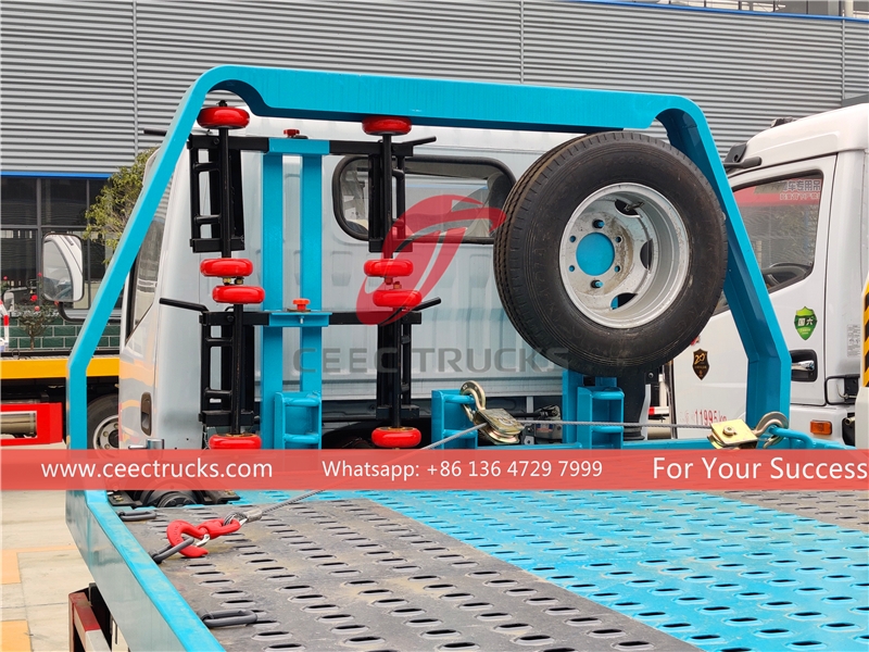 ISUZU 100P arıza çekici kamyon