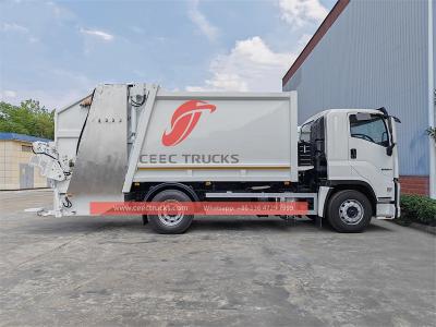 Isuzu GIGA FTR rear loader compactor truck