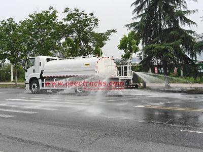 Isuzu GIGA lorry water tank