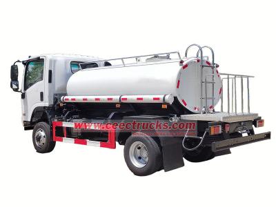 Isuzu ELF 4x4 potable water truck