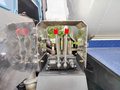 Shacman vacuum suction pump truck