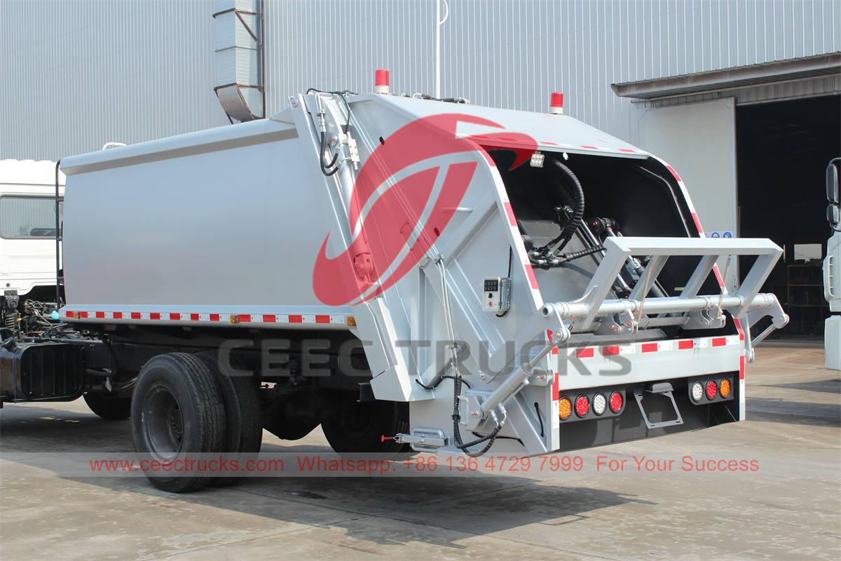 CEEC, FUSO şasisi için çöp sıkıştırma makinesi üst yapısı üretti.